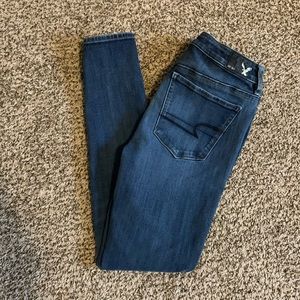 American Eagle High Rise Jean Size 6